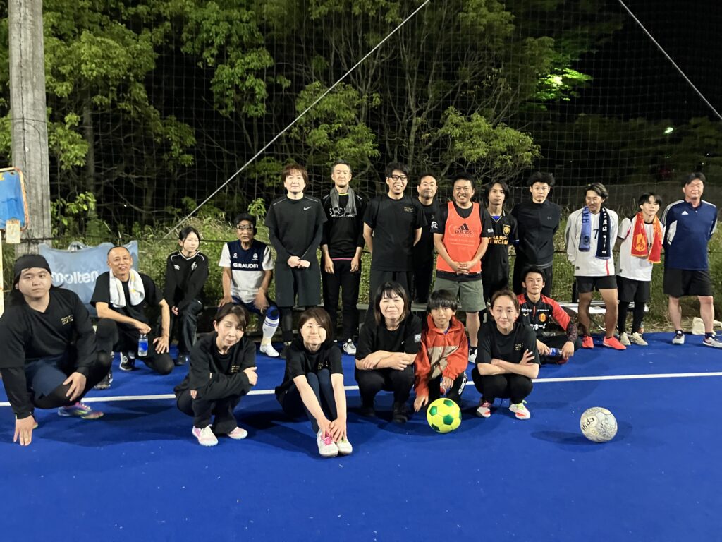 三重フットサルクラブの金曜初心者&久々プレー向けフットサル教室の風景