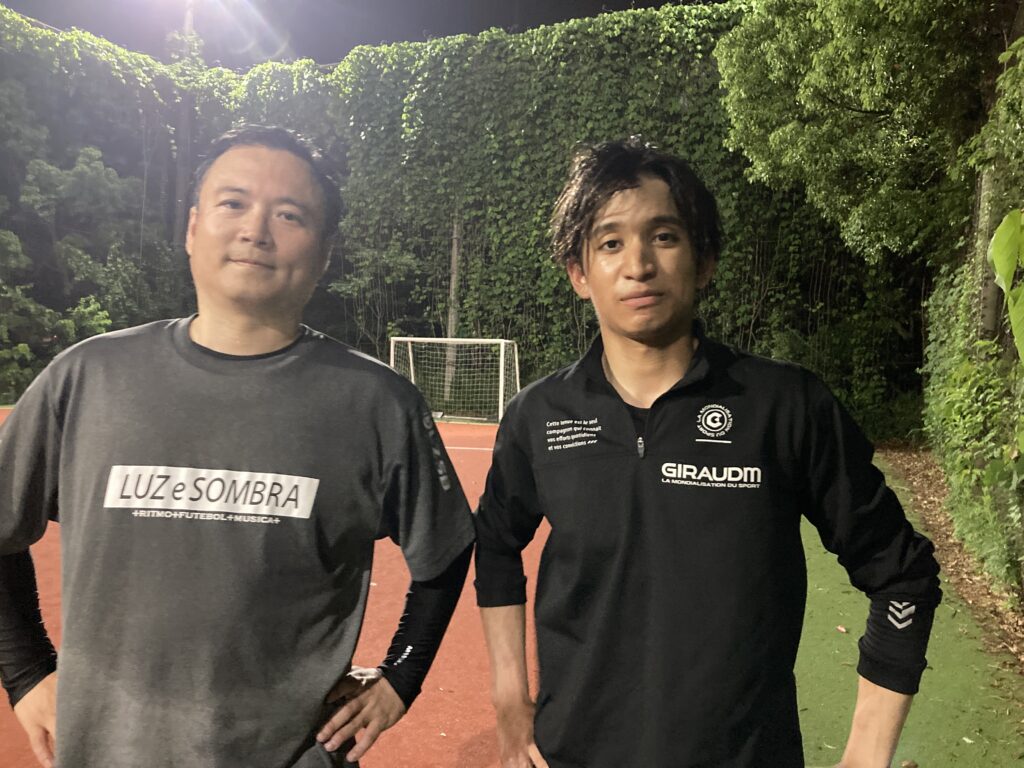 三重県桑名市の三重フットサルクラブで開催した月曜個サル参加者の写真