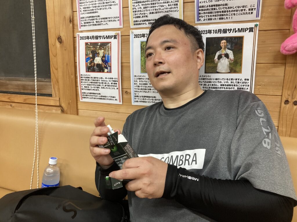 三重県桑名市の三重フットサルクラブで開催した月曜個サル参加者の写真