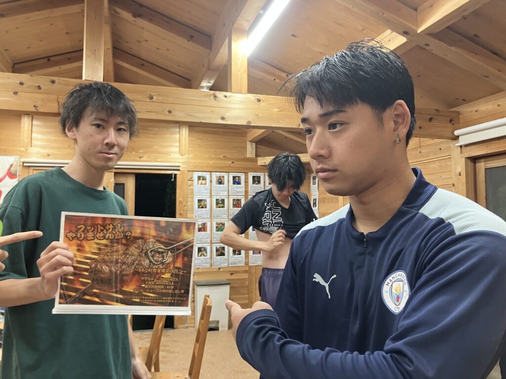 三重県桑名市の三重フットサルクラブで開催した土曜個サル参加者の写真