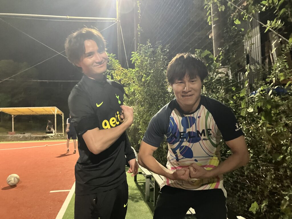 三重県桑名市の三重フットサルクラブで開催した木曜個サル参加者の写真