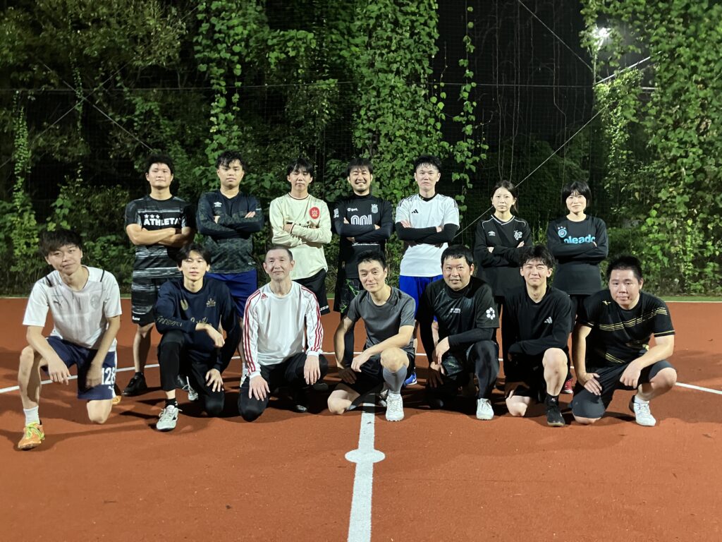 三重県桑名市の三重フットサルクラブで開催した土曜個サル参加者の写真